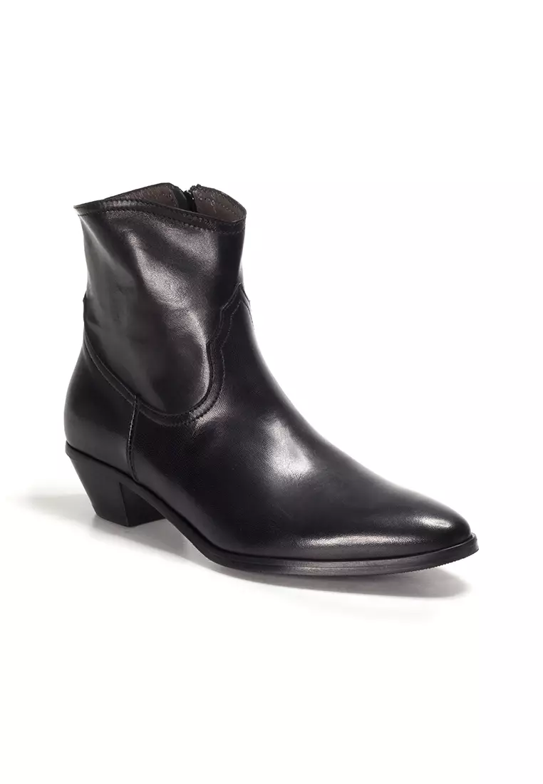 Elegant 2024 ankle boots