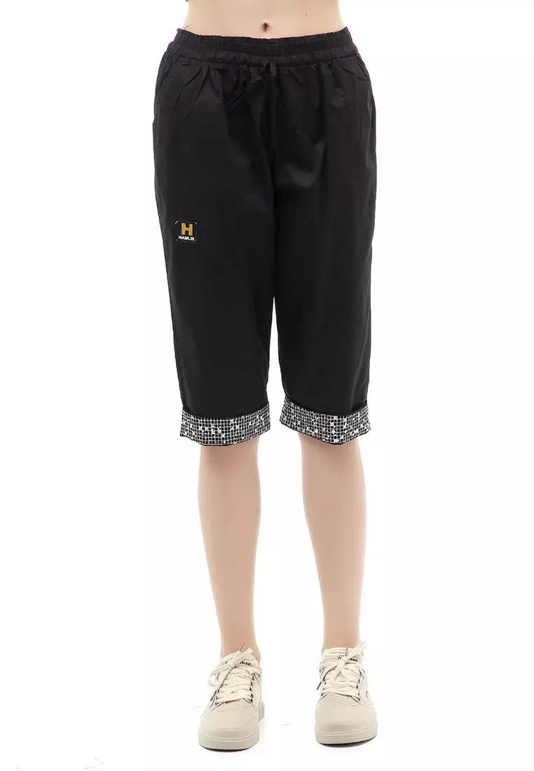 Madoc Short Pants Celana Pendek Kasual Wanita Model Stik Balik Comportable Material Cotton ORIGINAL - Black