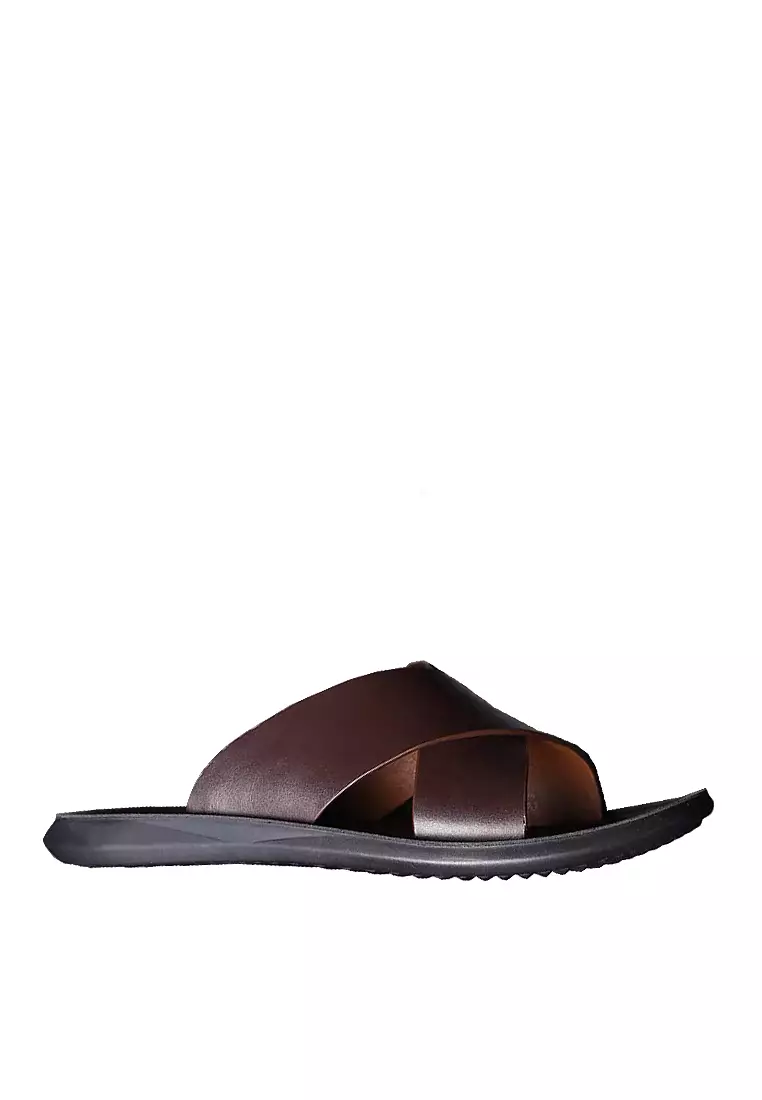 Discount on Twenty Eight Shoes  shoes - SKU: VANSA Simple Leather Sandals VSM-S9006