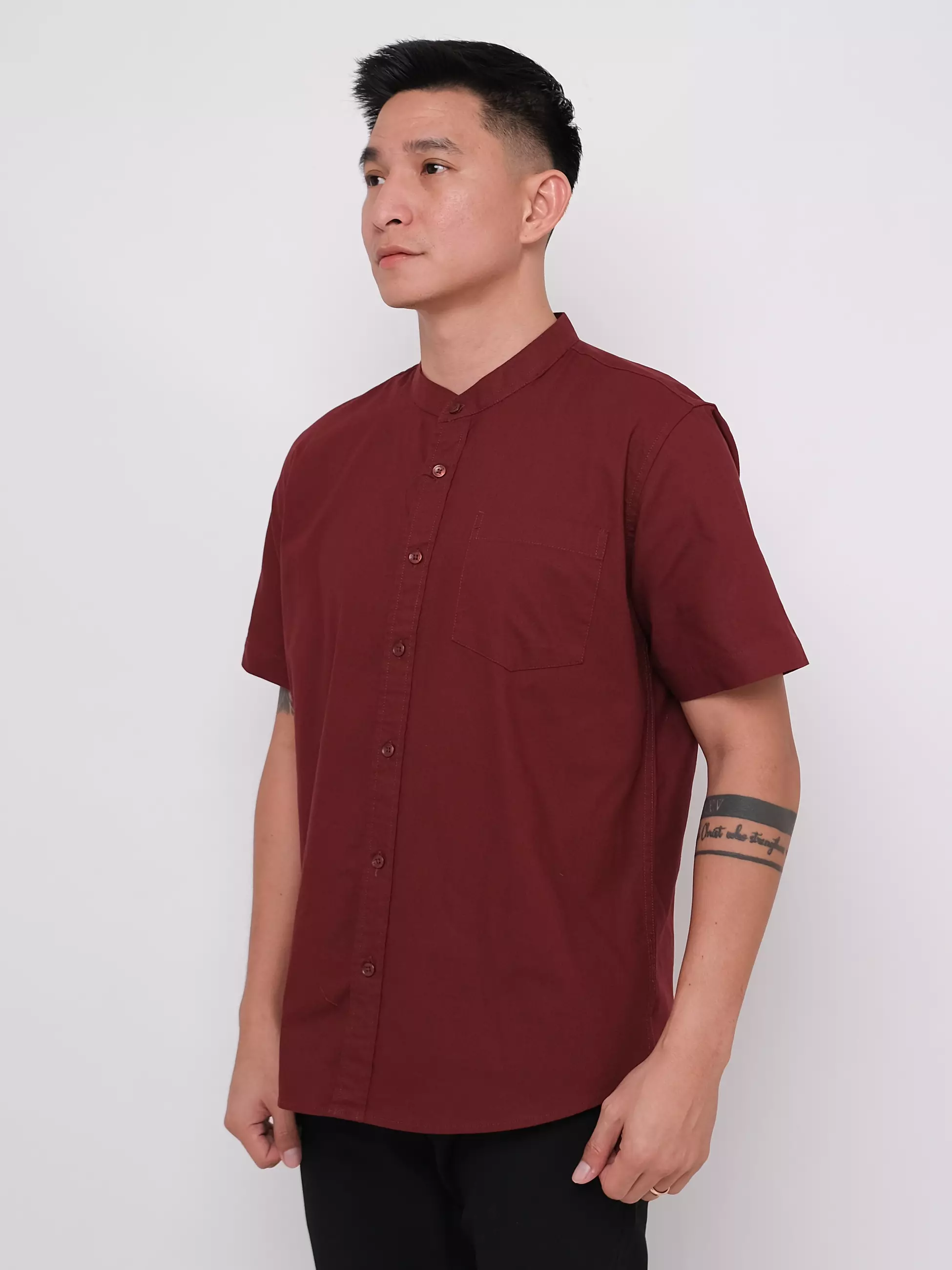 Kemeja Kerah Shanghai Bahan Oxford Baju Koko Lengan Pendek Polos Maroon 50440