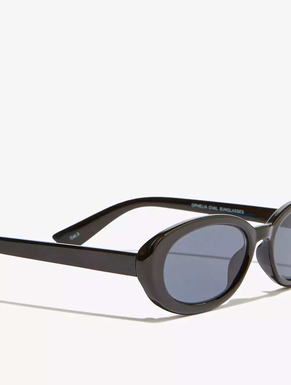 Rubi -  Aksesoris Wanita  - Ophelia Oval Sunglasses - Black
