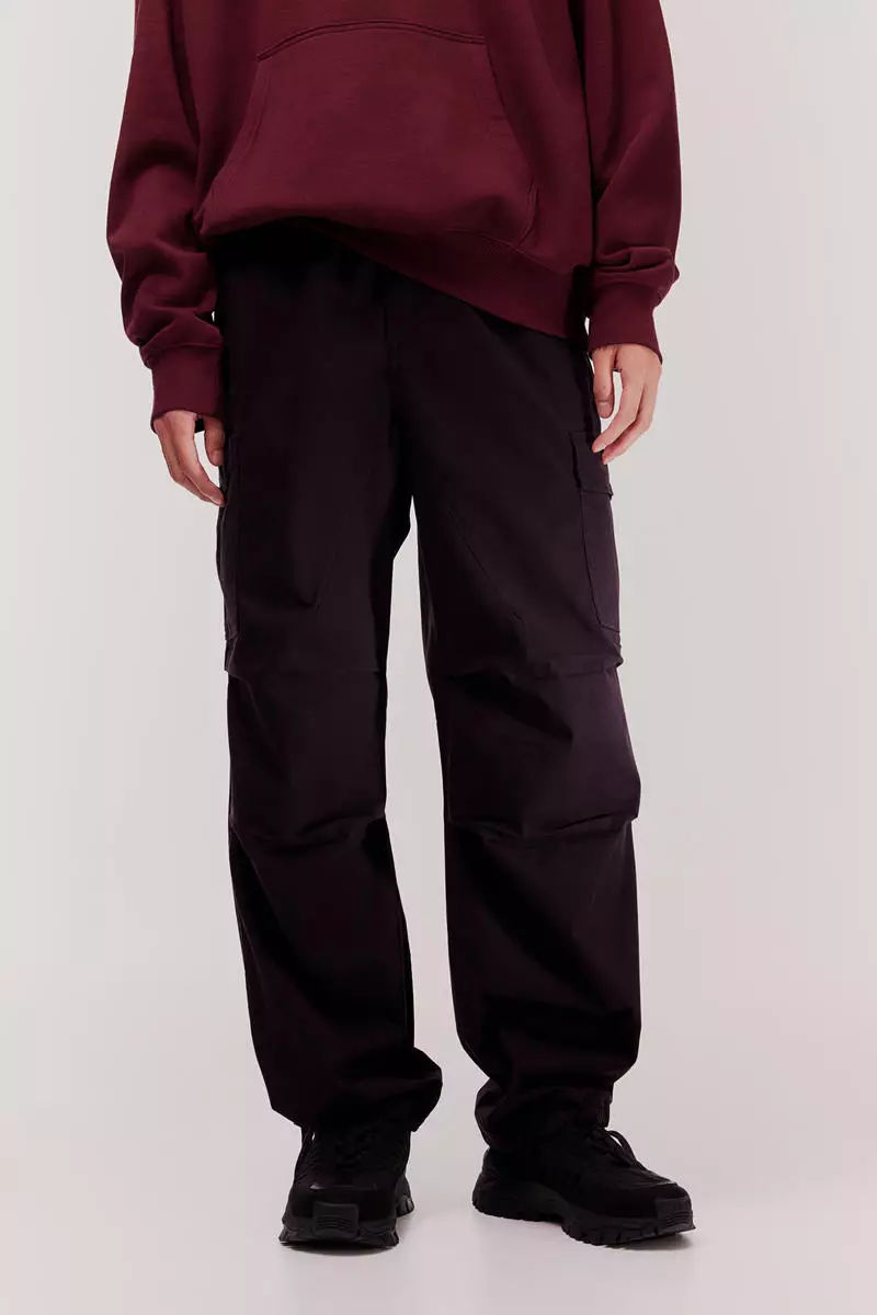 Loose Fit Cargo trousers
