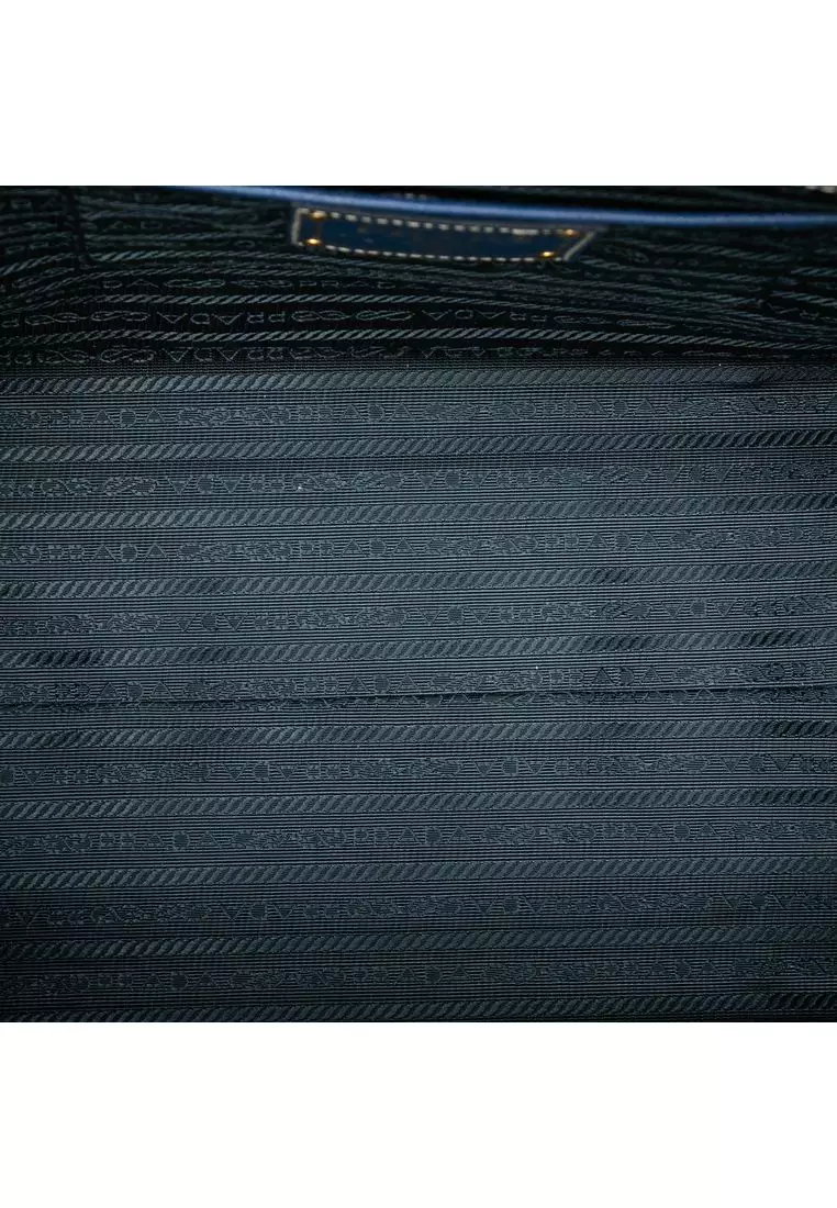 Pre-Loved Prada Saffiano Lux Shopping Tote