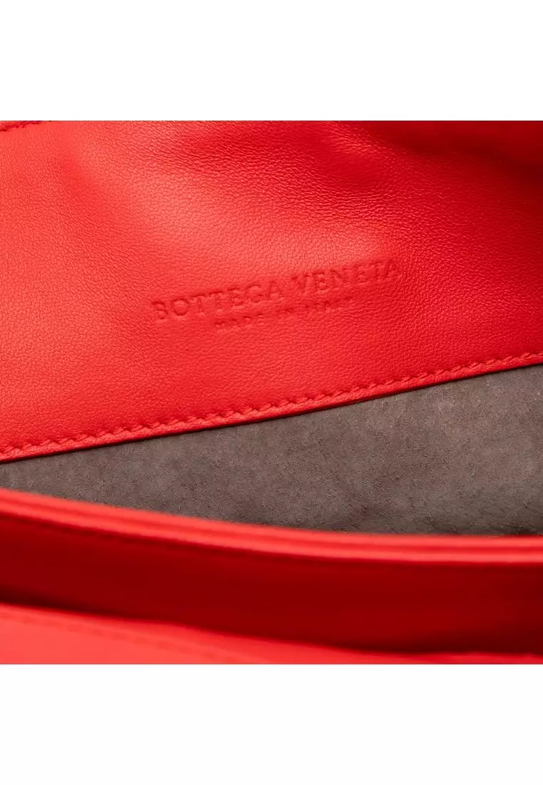 心愛的 Bottega Veneta 小號 Nappa Intrecciato Olimpia 單肩包