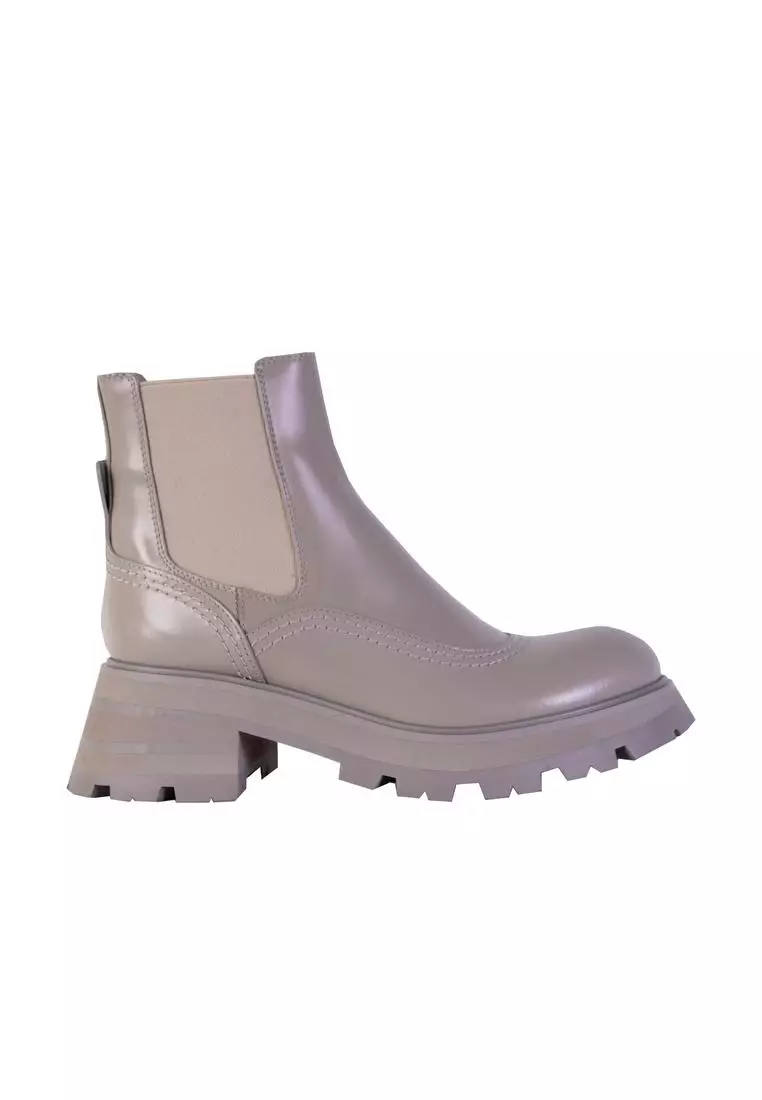 Alexander McQueen Grey Leather Chelsea Boots
