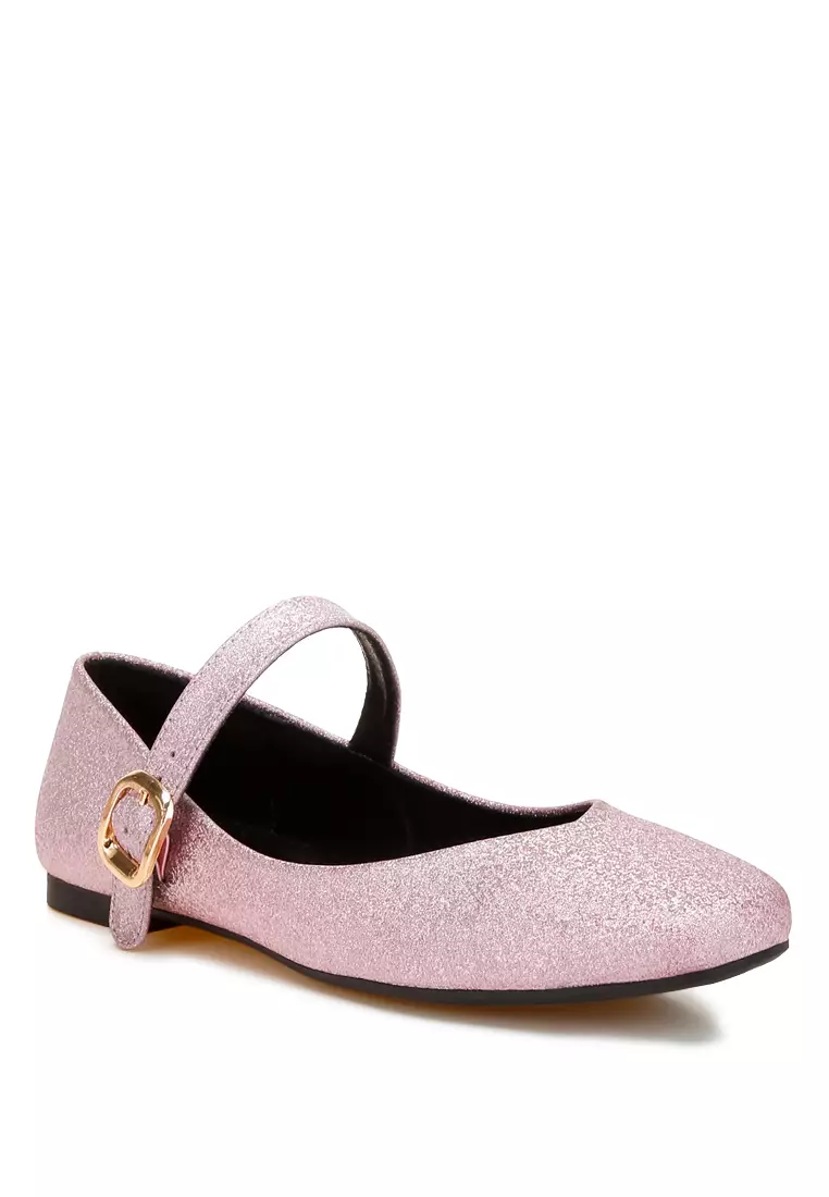 Balerina Gesper Pin Berkilau dalam Warna Merah Muda