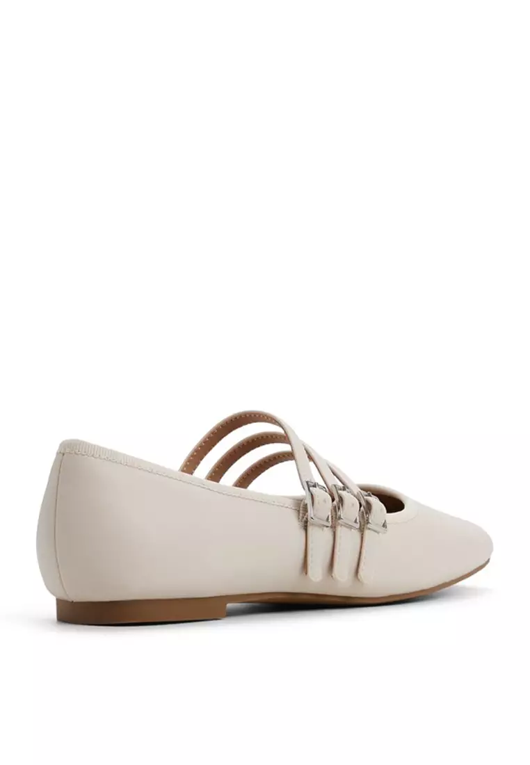 Kamelie Flats