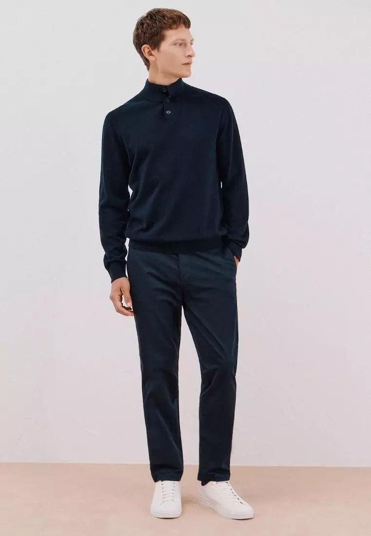 Regular Fit Lightweight Chinos