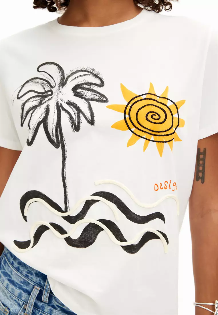 Desigual Woman Island Short-sleeve T-shirt.