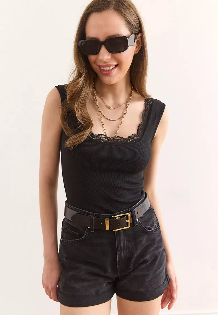 Women's Black U Neck Lace Detail Flexible Cotton Blouse Blz-19002955