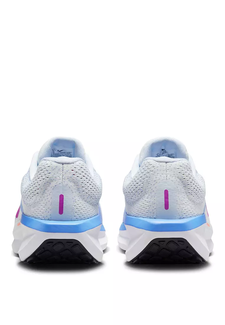 Winflo 11 Road Running Shoes