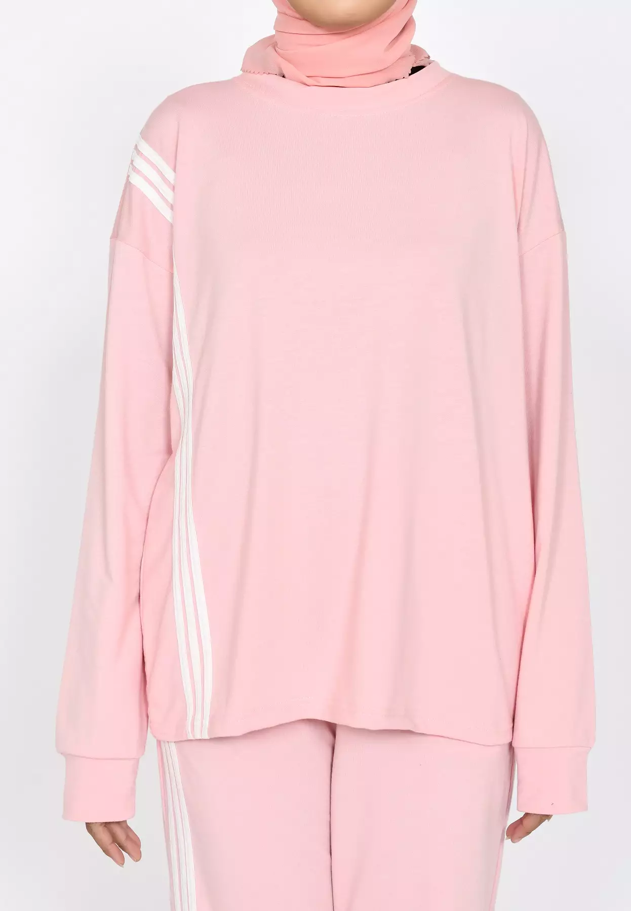 SET Training Sporty Trisya