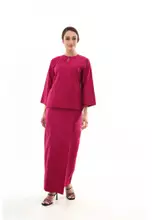 FUCHSIA MAGENTA