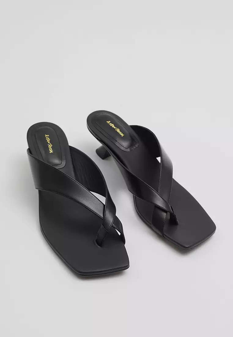 Leather thong flip 2025 flops