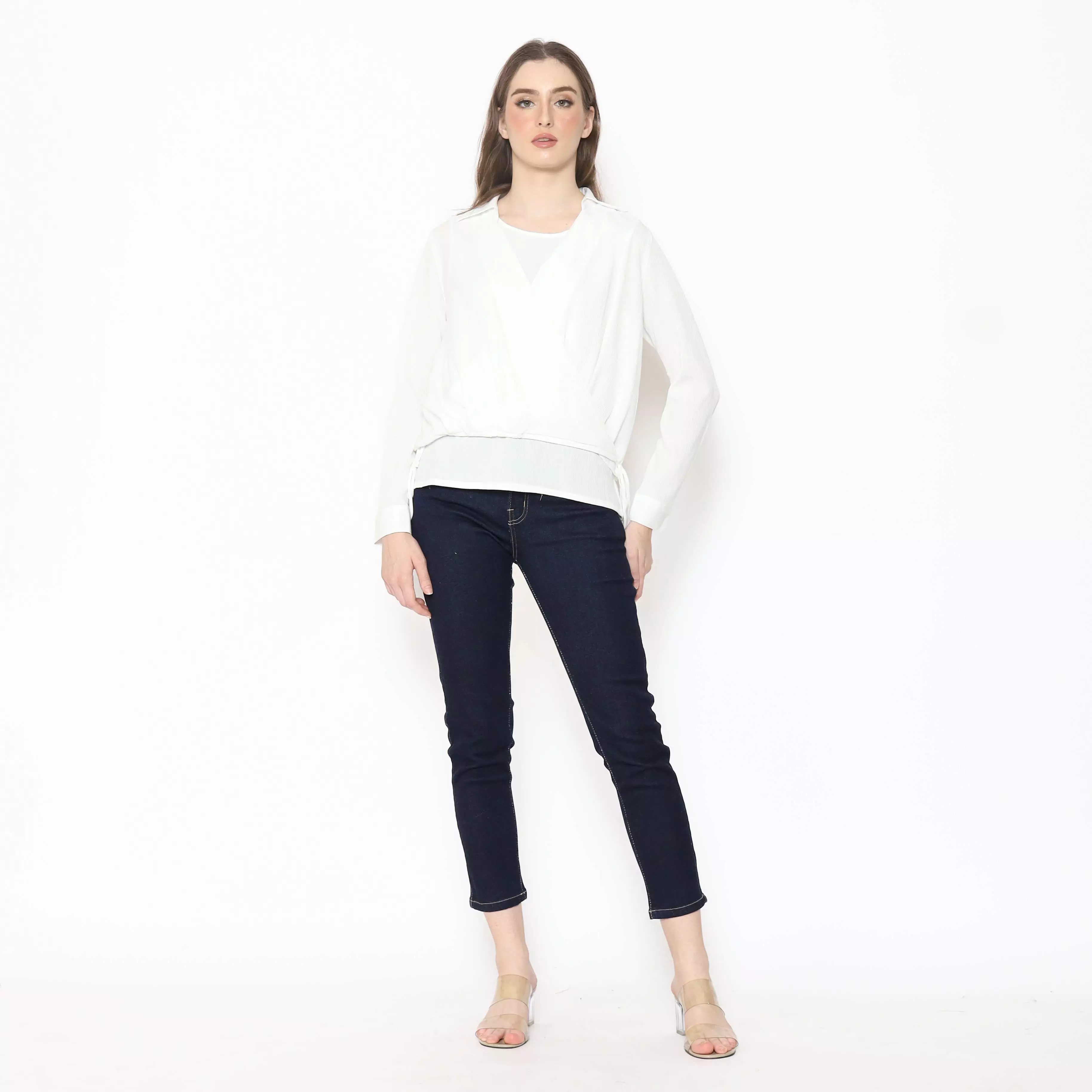 Ighla Cardigan White