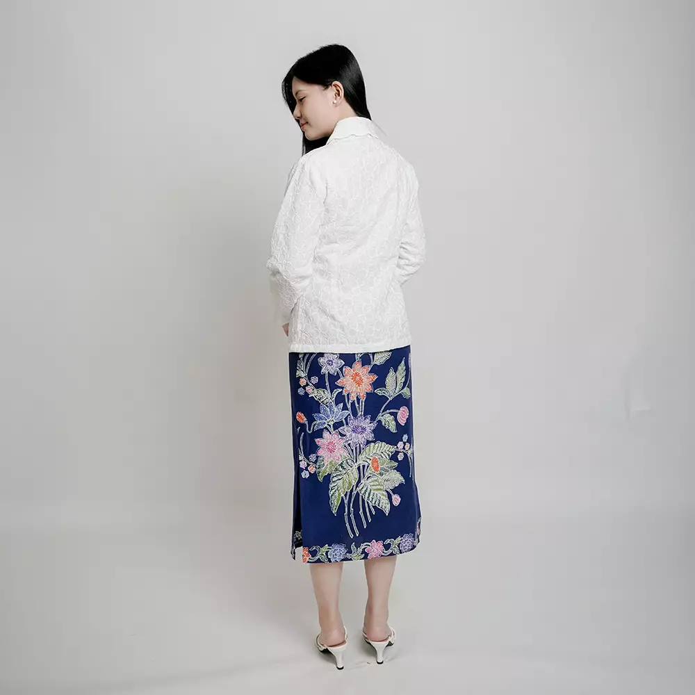 KEBAYA BENA WHITE