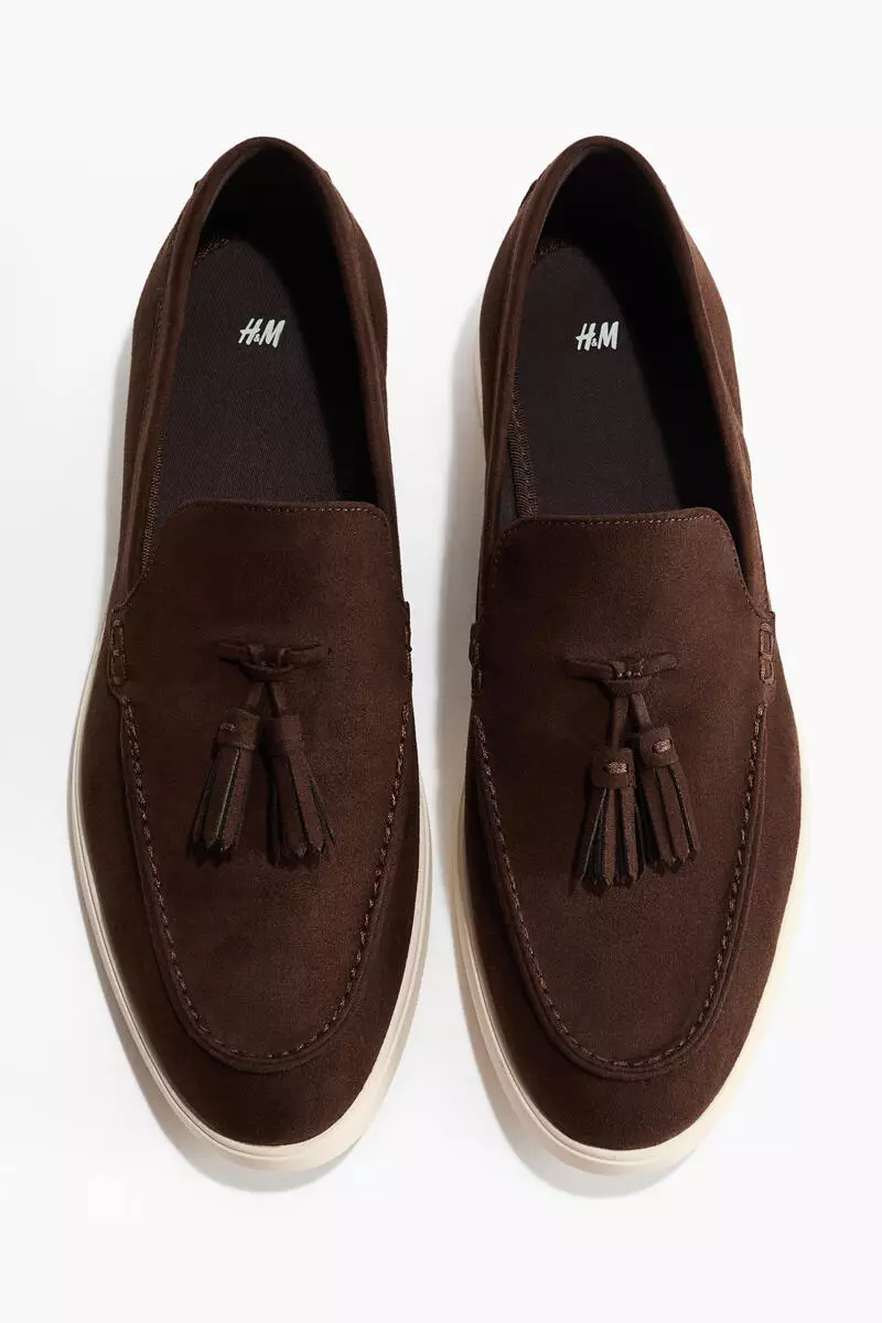 Tasseled loafers