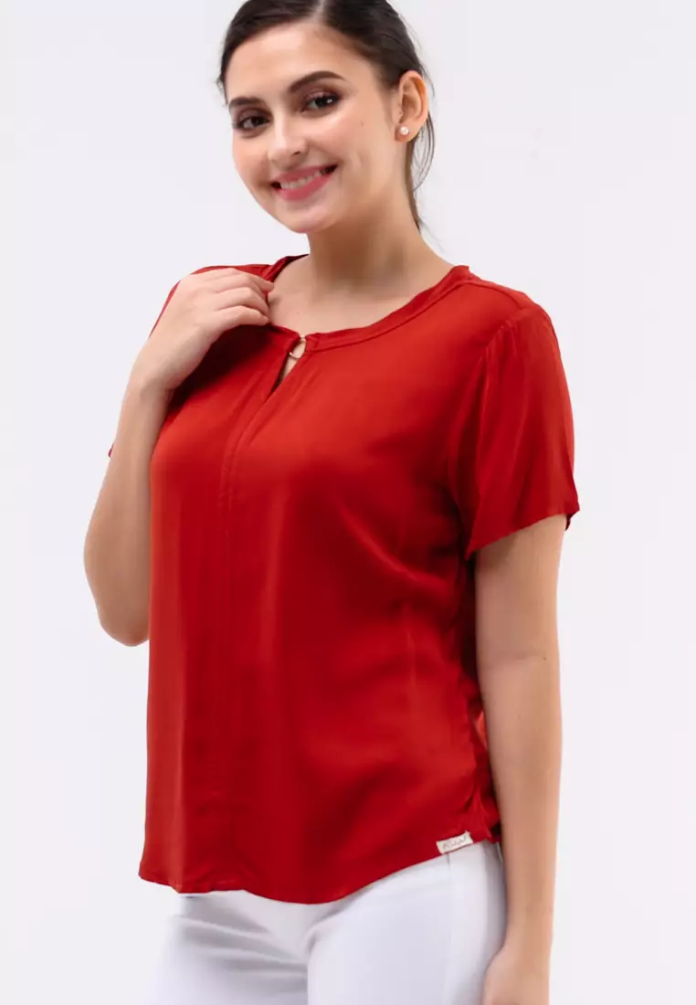 Short Sleeves Round Neck Blouse