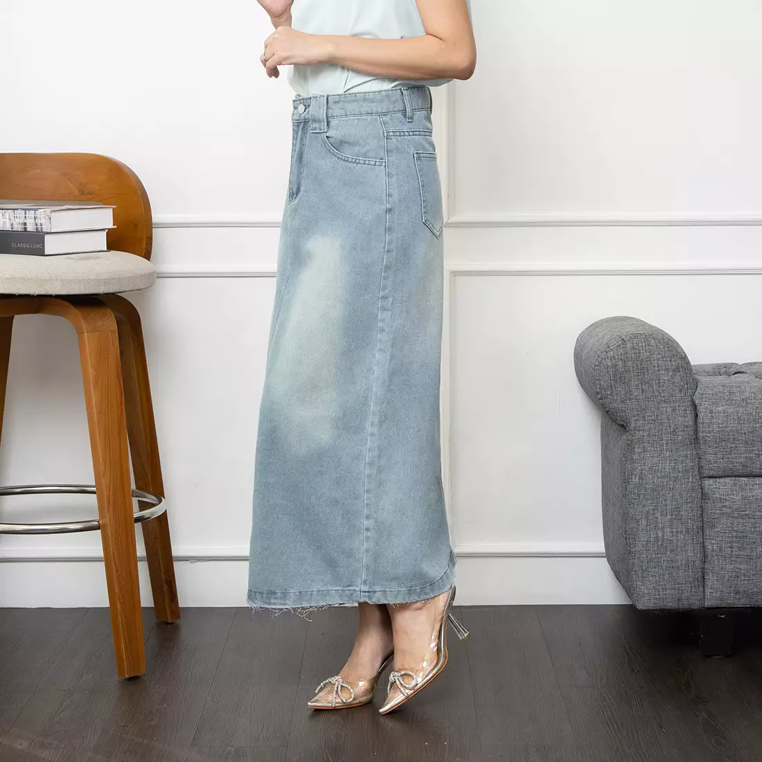 Dazilla Midi Skirt Ripped in Light Blue