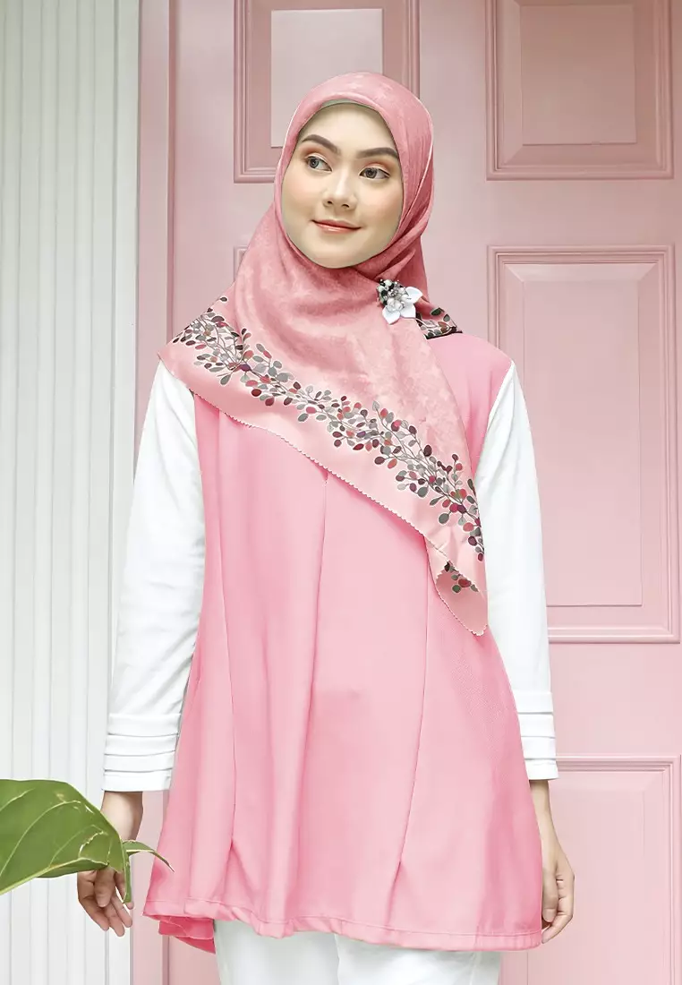 Zelena - Kila Blouse | Atasan Wanita Lengan Panjang - Milk Strawberry