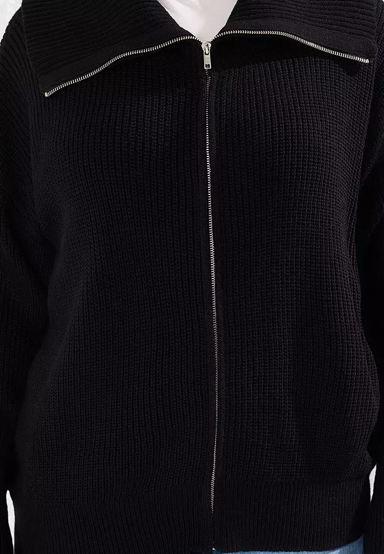 Black Turn-Down Collar Zippered Crop Knitwear Cardigan Tbbaw25Av00009