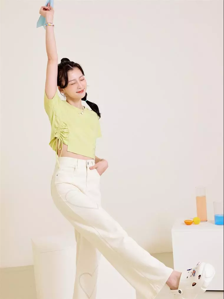 Cut-Out Drawstring Tie-Up Cropped Top [AB18765]