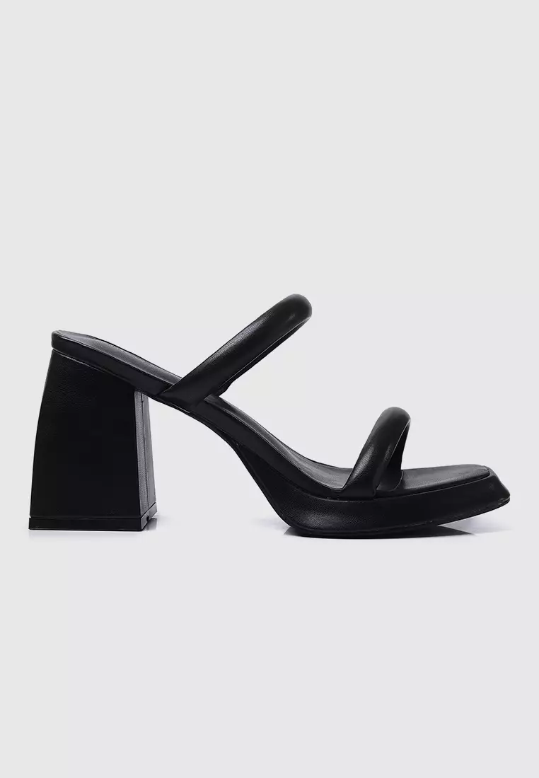 Discount on Milliot & Co.  shoes - SKU: Kaia Heels