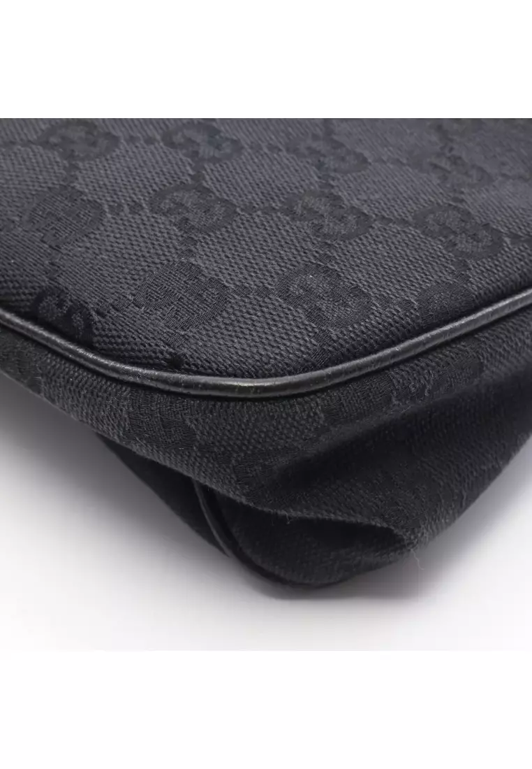 Pre-Loved Gucci GG canvas Shoulder bag canvas leather black