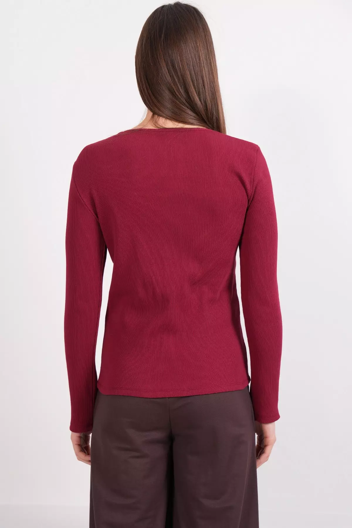 Women'S Burgundy Asymmetrical Neckline Accessory Detail Shirred Camisole Blouse Alc-X14357