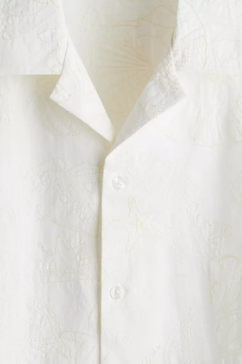 Regular Fit Embroidered resort shirt