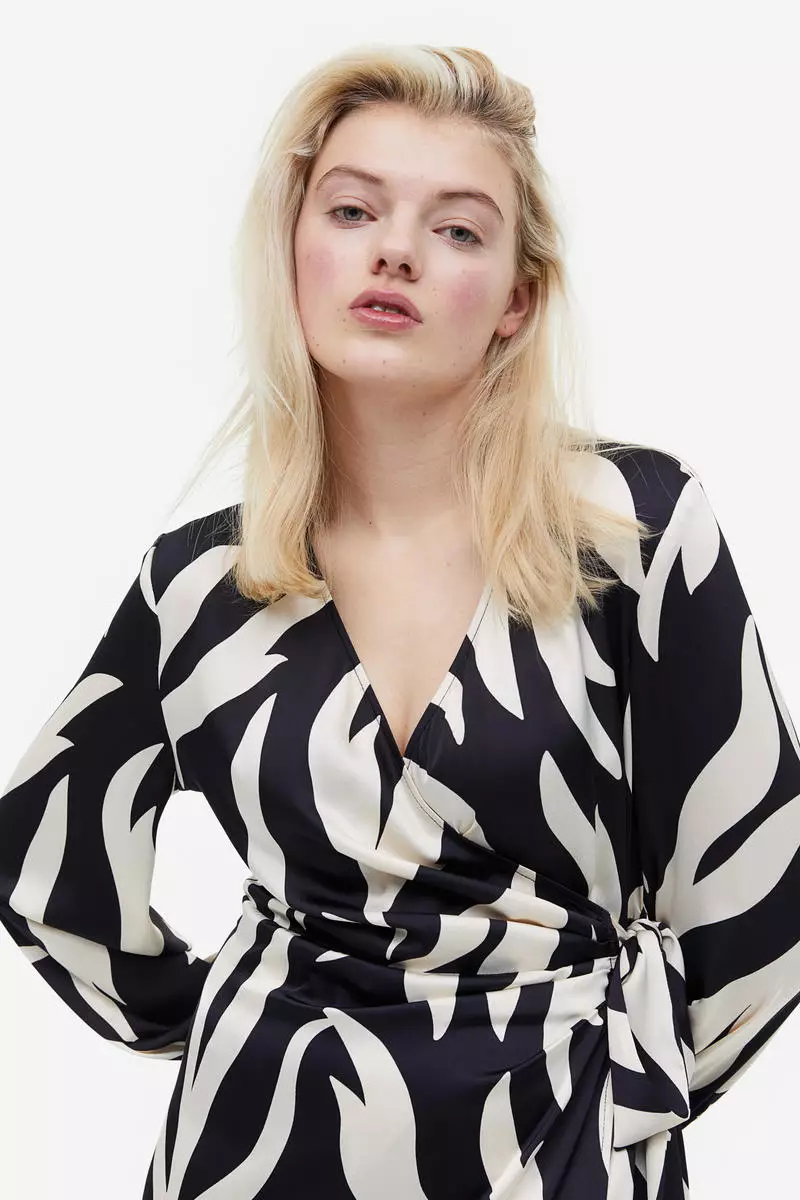 Buy H&M Balloonsleeved wrap dress 2024 Online ZALORA Philippines