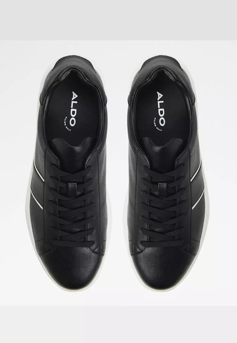 Paxon Low-Top Sneakers