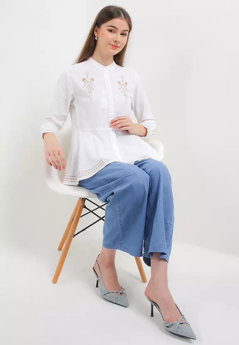 Nc Delika Peplum Embroidered Blouse