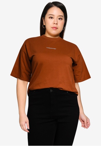 Public Desire brown Plus Size Graphic T-Shirt DC10CAAFA59288GS_1