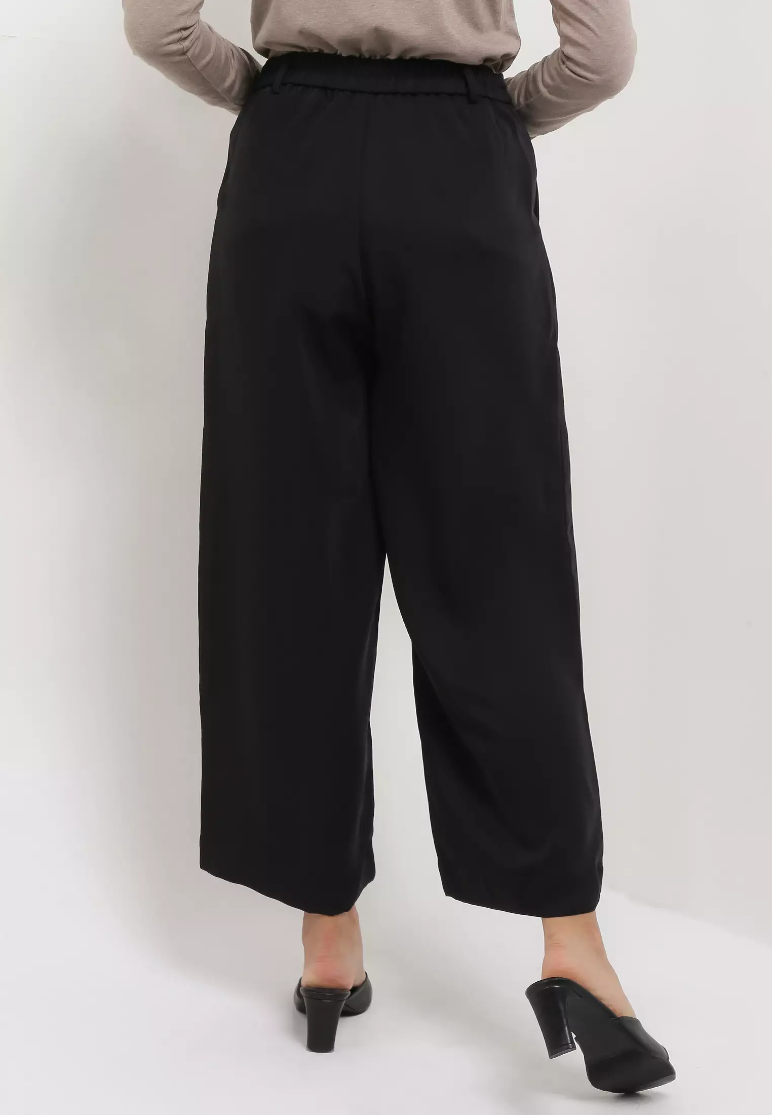 MFMW Shyvani Celana Panjang Kulot Hitam