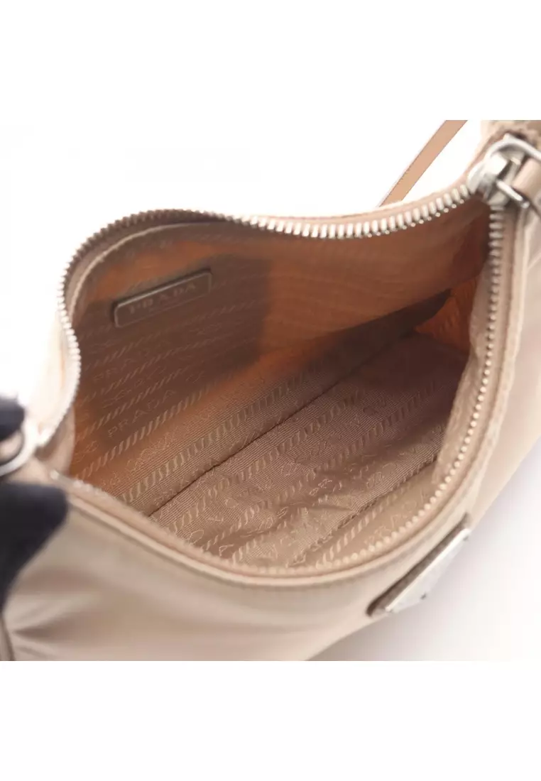 Pre-Loved Prada Re-Edition 2005 chain shoulder bag Nylon leather beige