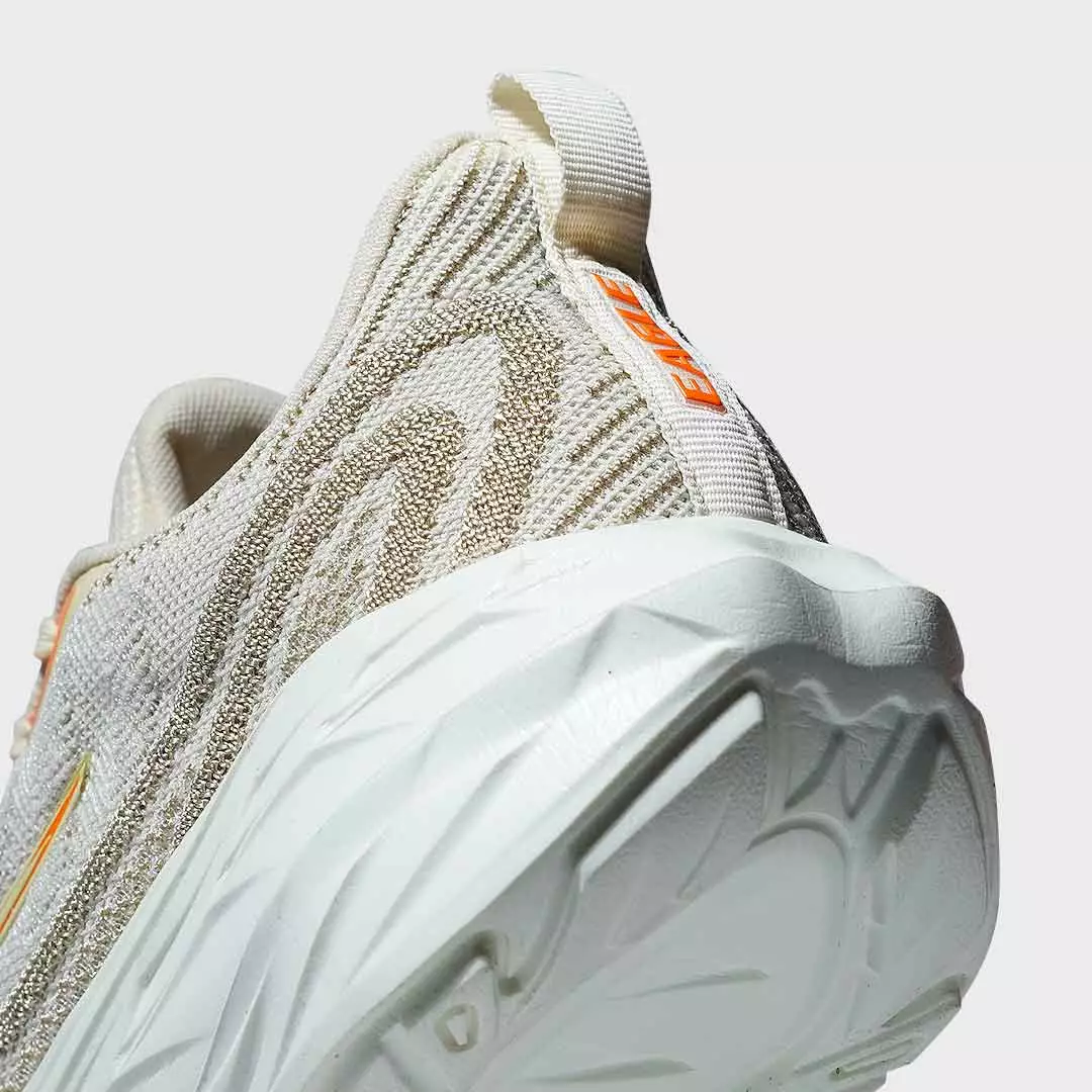 Eagle Sepatu Sneakers Lifestyle Solace - KREM/PUTIH