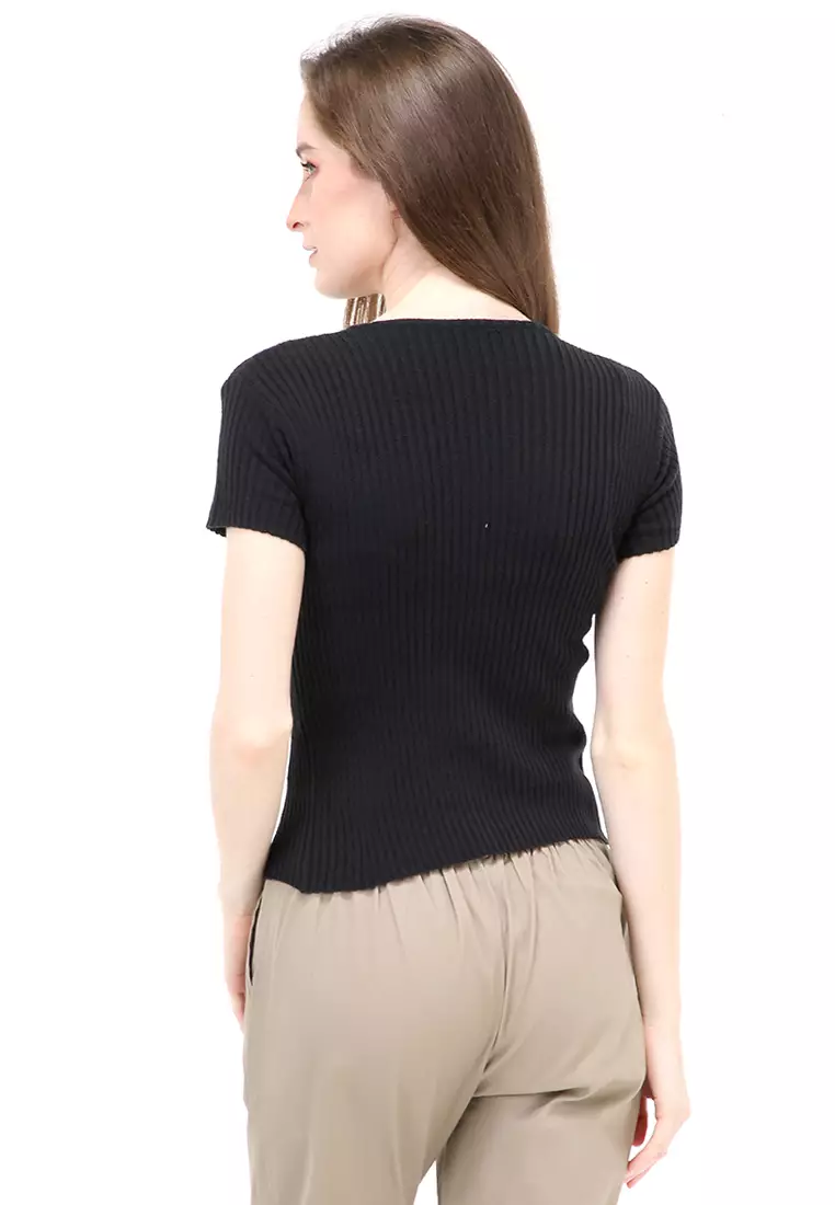Amora Vneck Rajut Short Sleeves Atasan Casual Wanita - Black