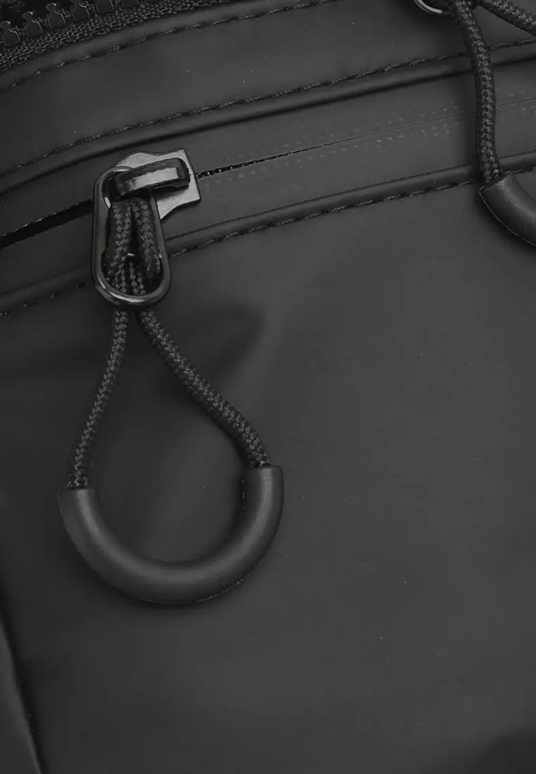 Men's Waist Bag / Belt Bag / Chest Bag - Black