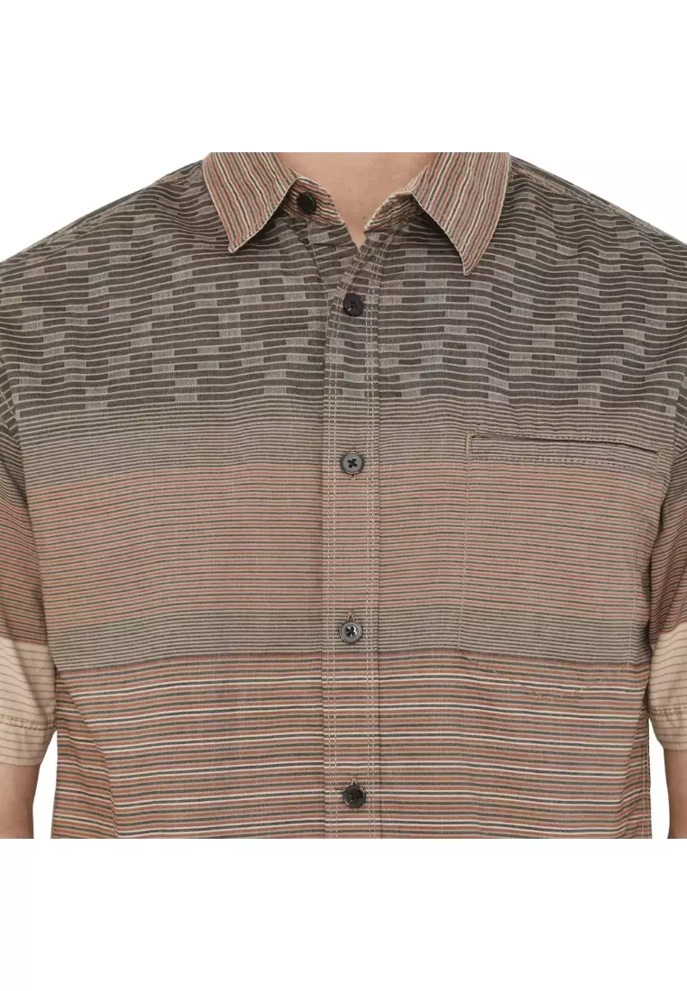 POLICE Kemeja Border Printing Regular Fit Pria