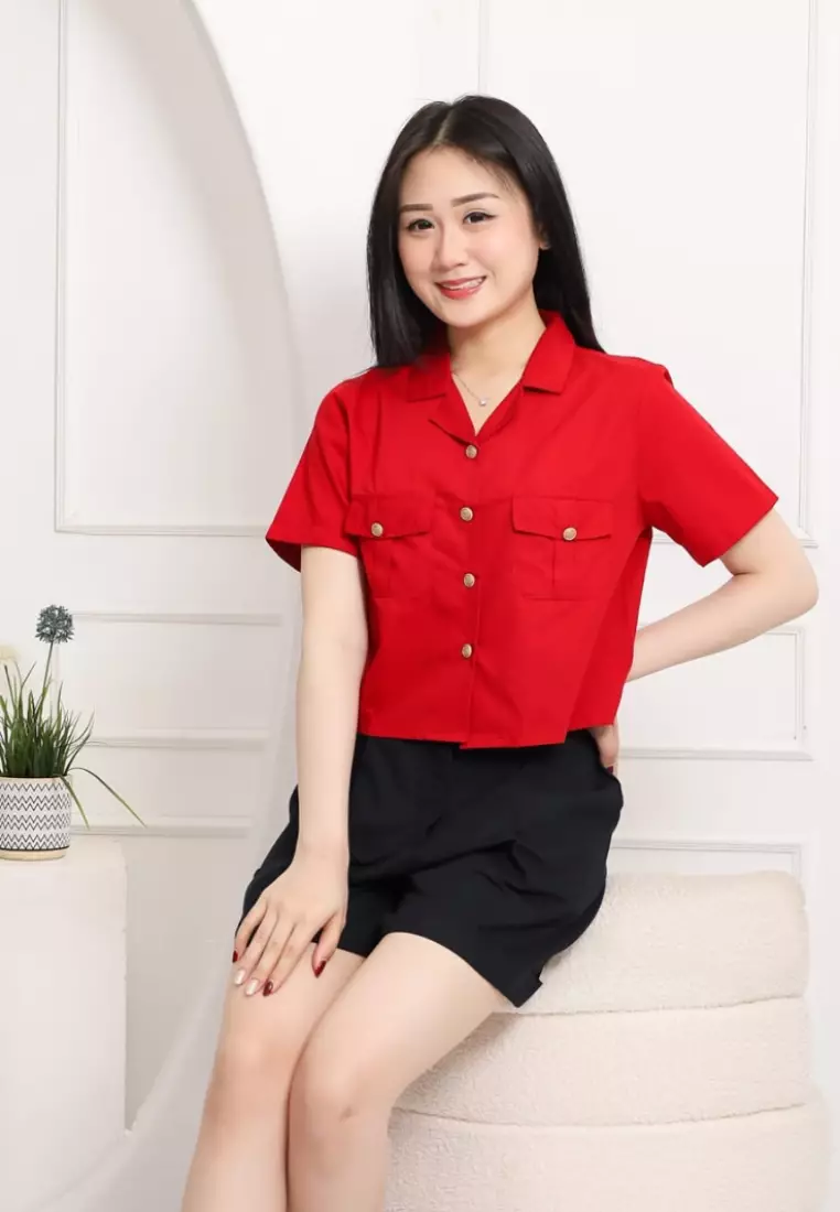 Recya V-Neck Shirt in Red