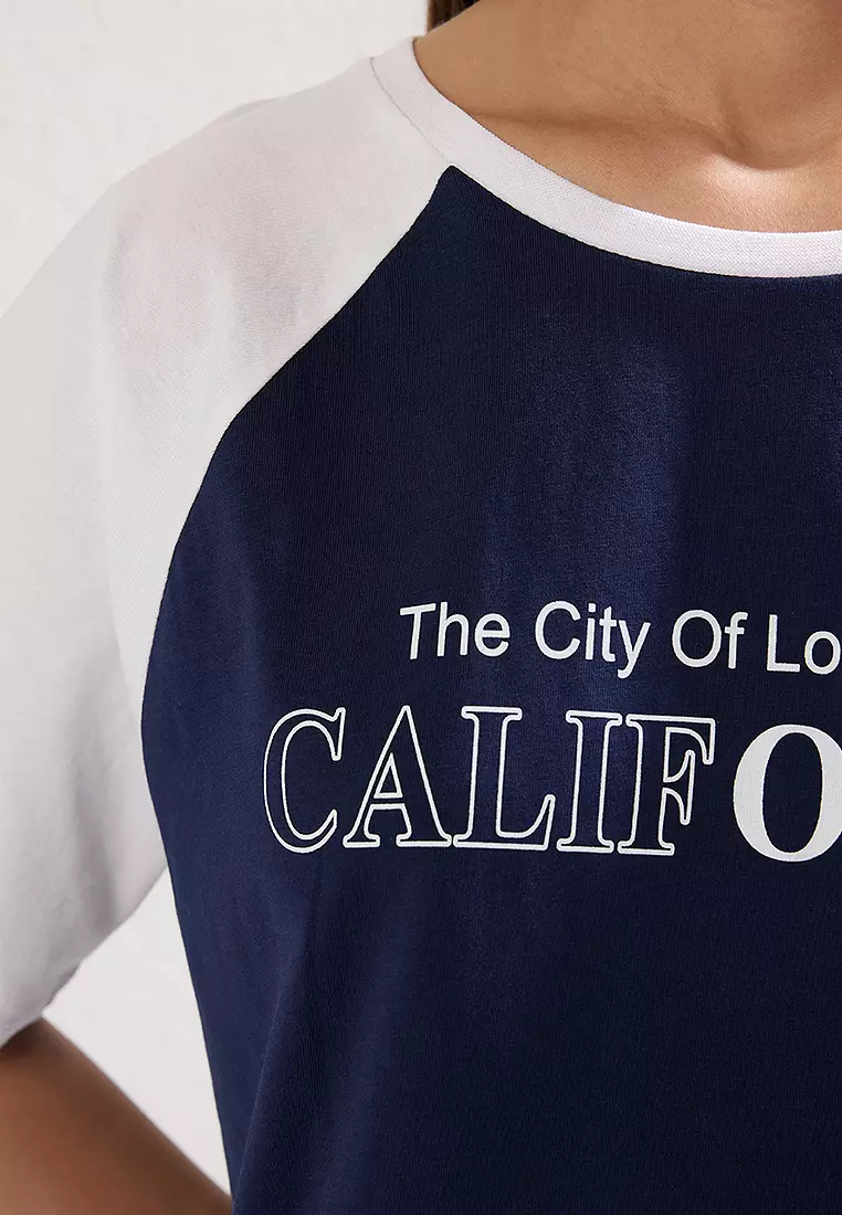 Navy Blue Color Block Slogan Printed Relaxed Crop Knit T-Shirt