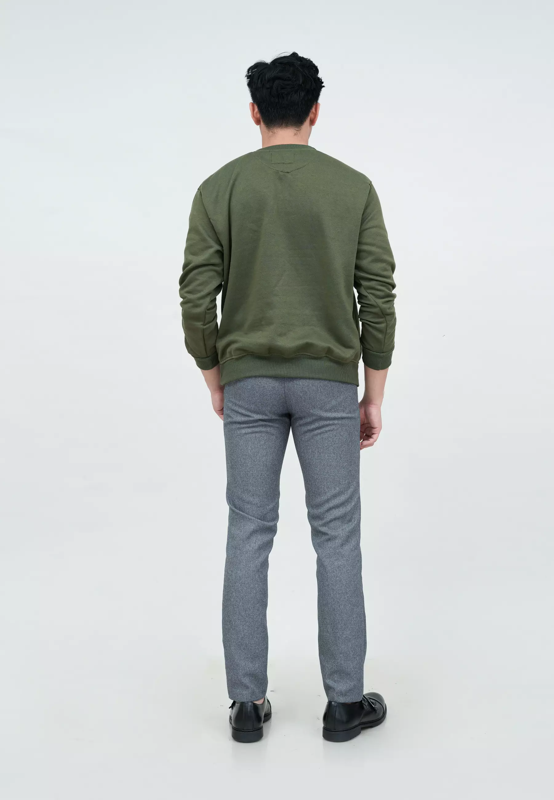 Sweater Basic Lengan Panjang Baju Sweater Tebal Kata Hijau Army