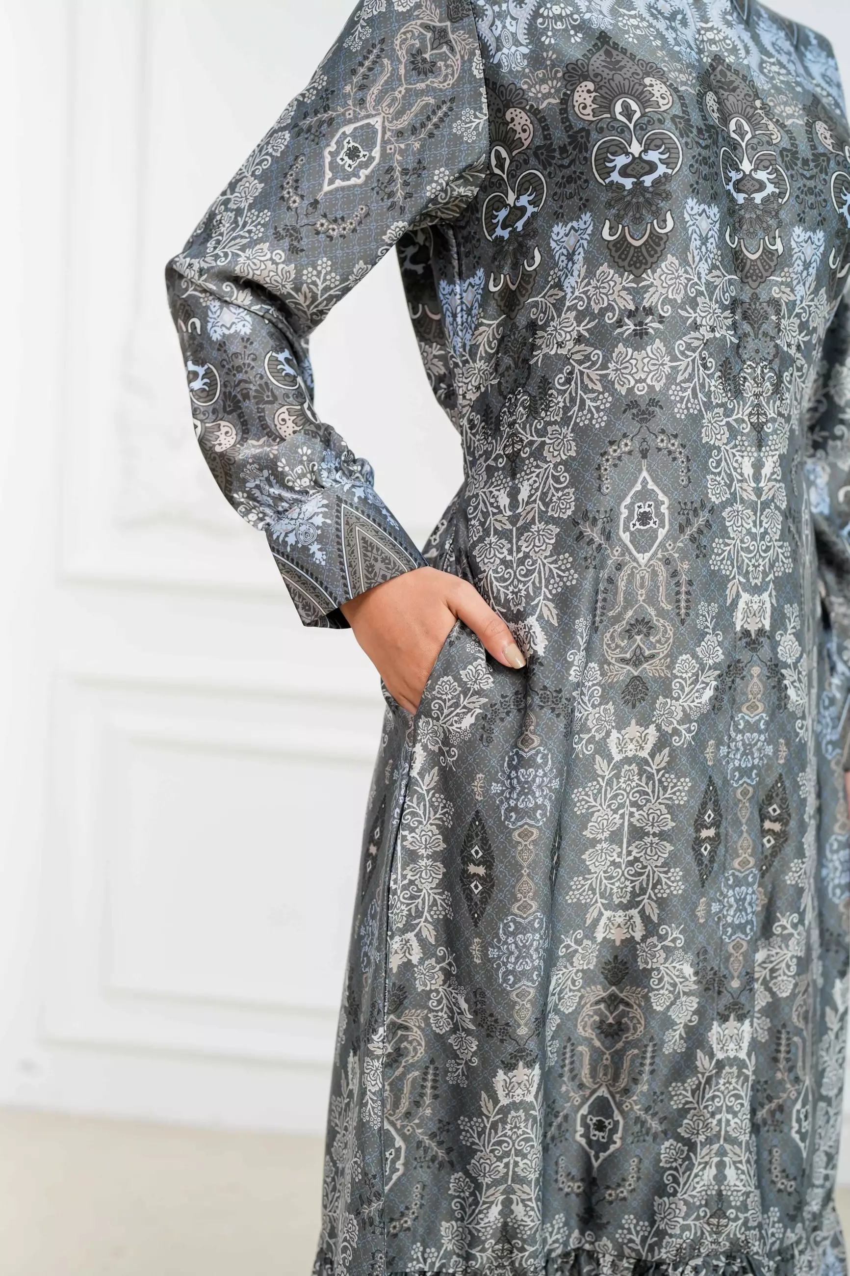 Sarimbit Senggala Grey Gamis Wanita  Dress