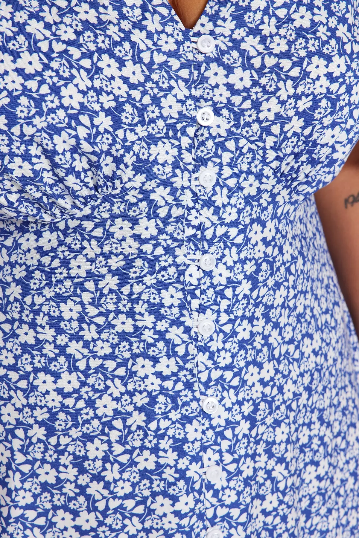 Plus Size Floral Pattern Midi Dress