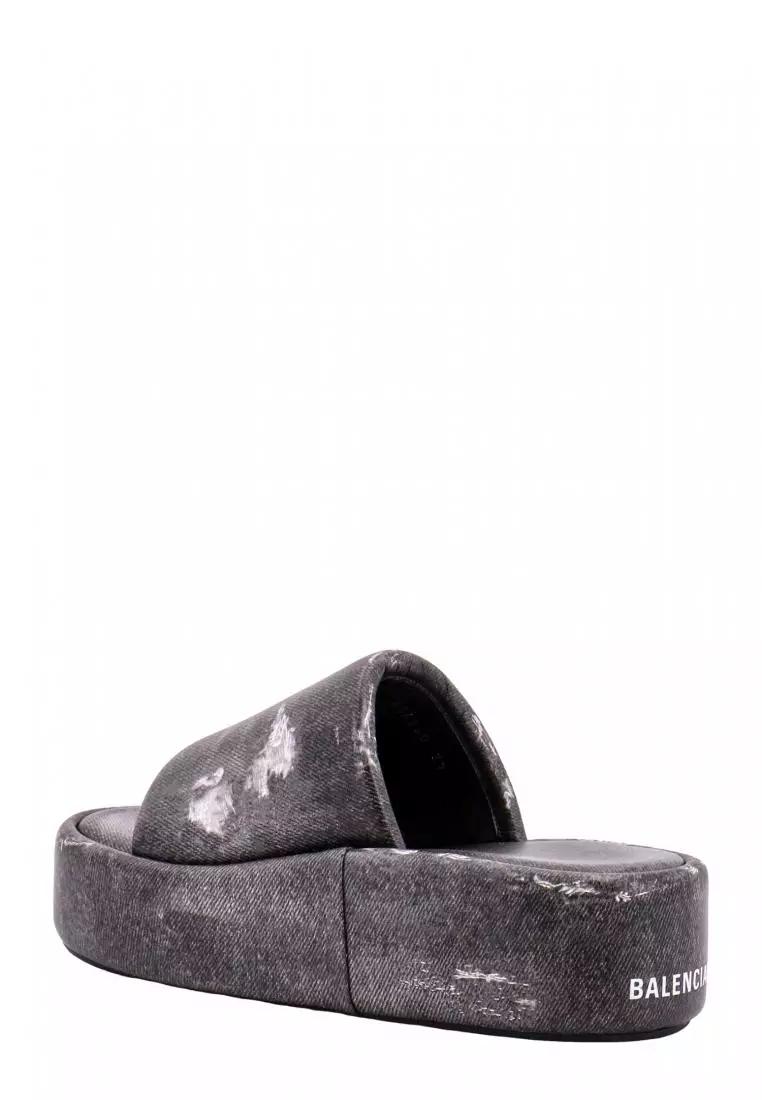 Balenciaga patent leather slide sandal top