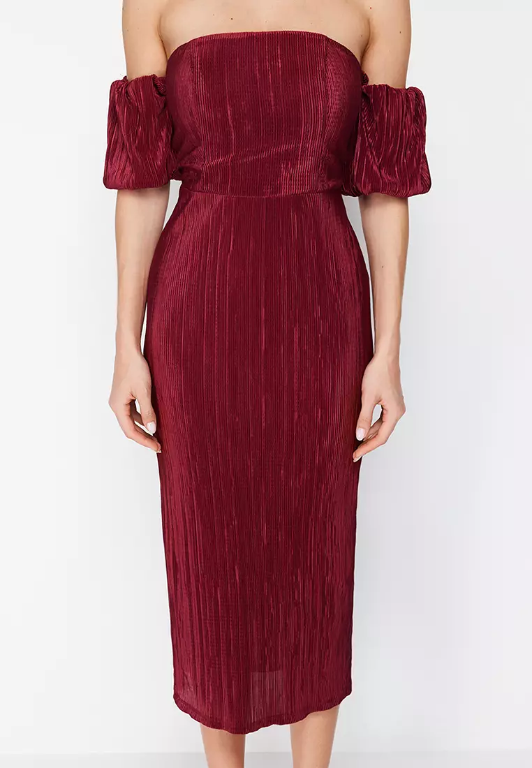 Buy Trendyol Off Shoulder Midi Dress Online ZALORA Malaysia