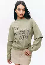 layered long sleeve tshirt 迷彩 Long Sleeve Paneled Tee || Moon – Engels Zimmer