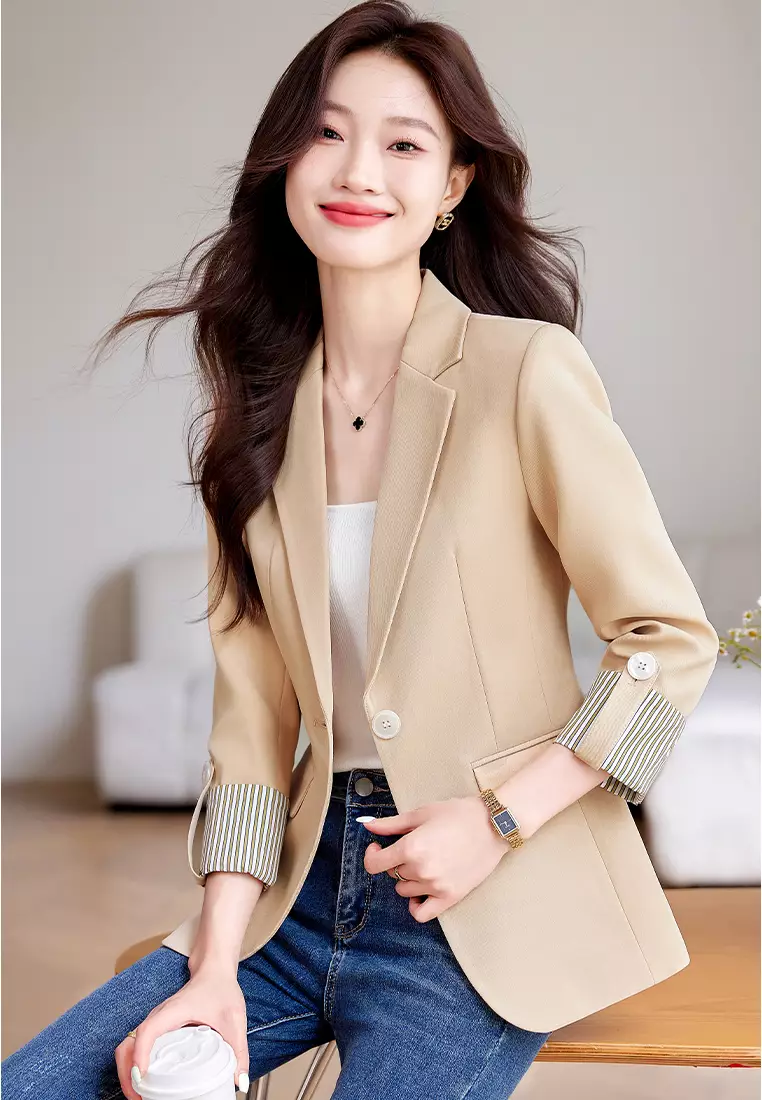 Single Button (Roll Up Sleeve)
