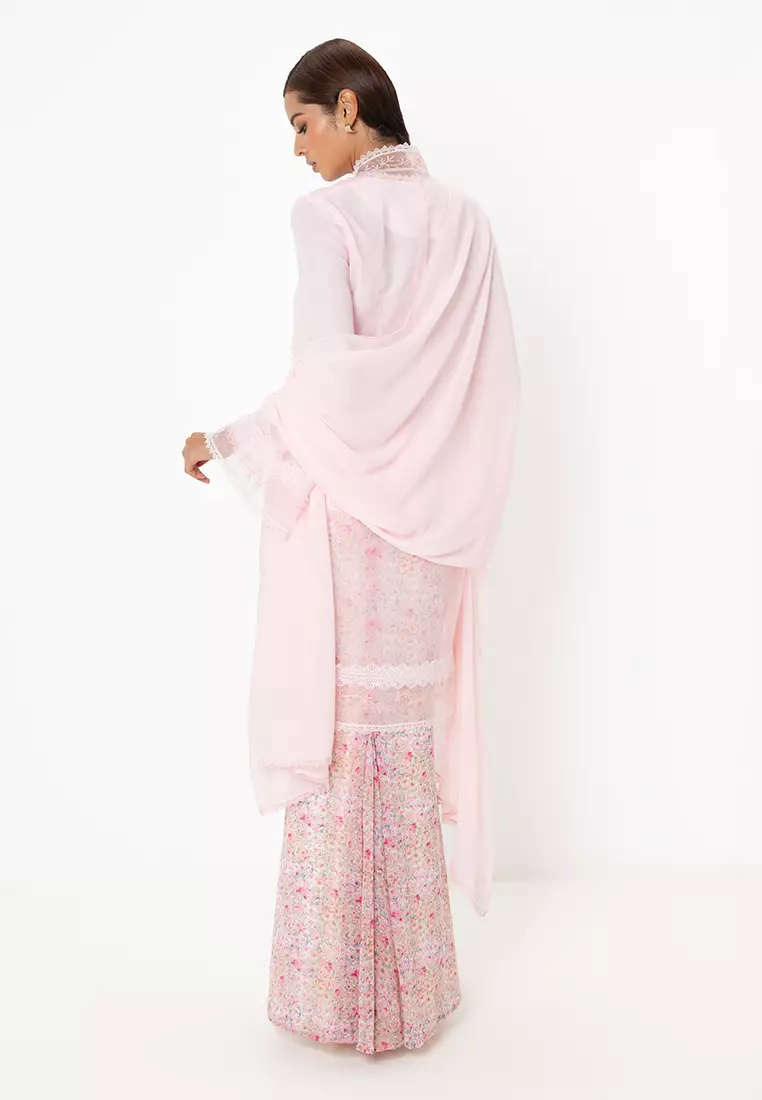 DILARA Kebaya
